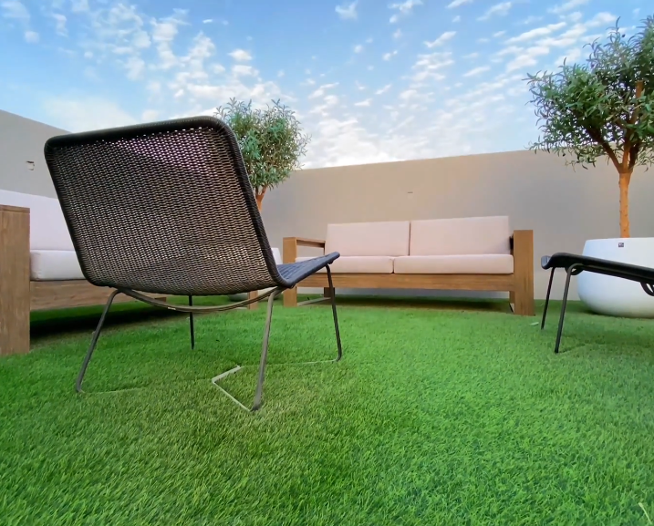 artifiacial grass in a roof balcony artifiacial grass in a roof balcony